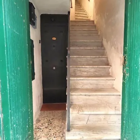 Apartment Casa Givian *